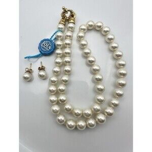 Majorica Pearl Necklace 18” And 8mm Pearl Earrings Set